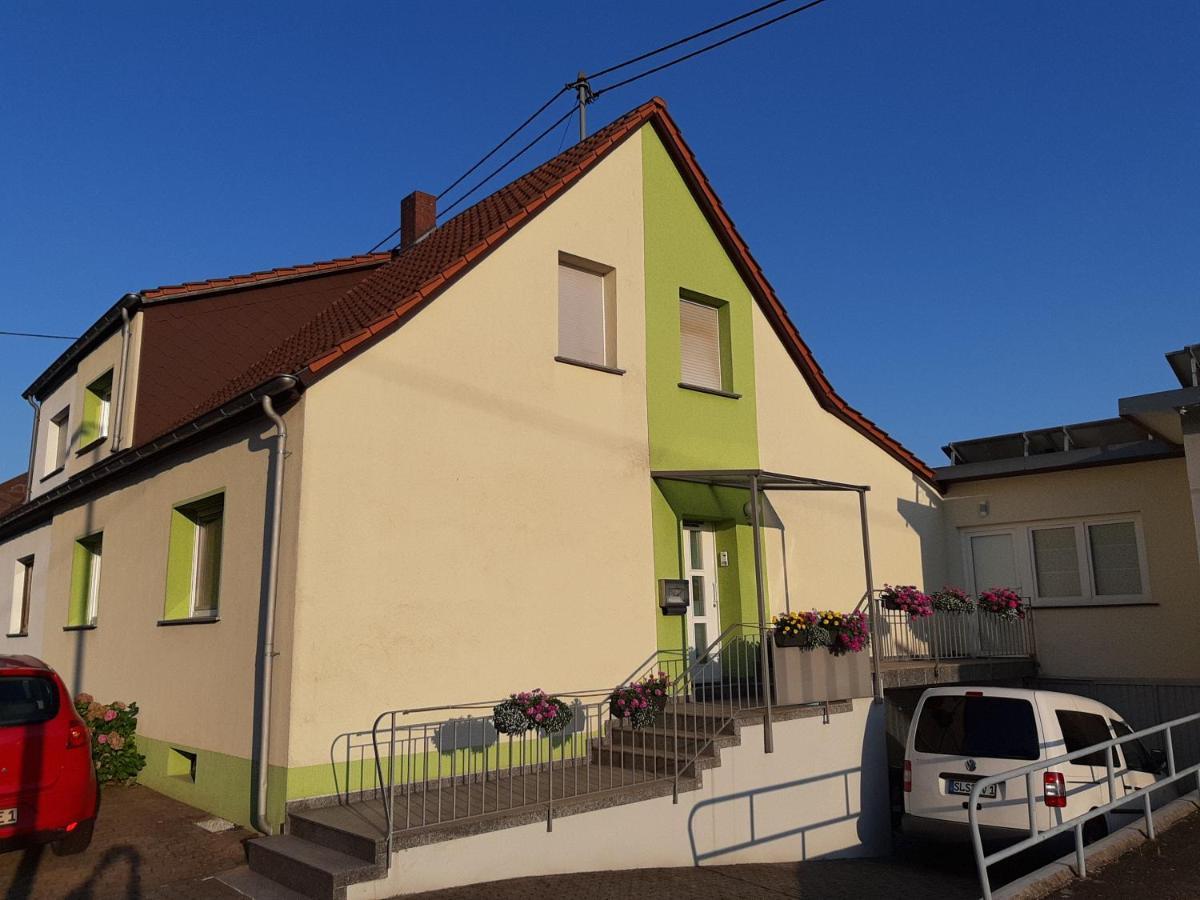 Appartement Merl Saarwellingen ภายนอก รูปภาพ